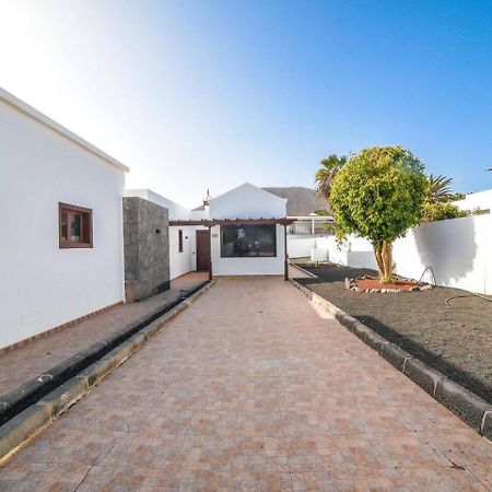 Agradable Y Familiar Con Piscina Casa Inima Villa Playa Blanca  Exterior photo